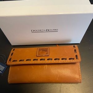 DB check book wallet